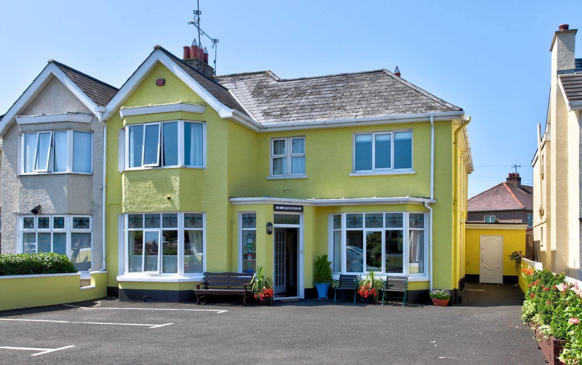 Anvershiel House Portrush Buitenkant foto