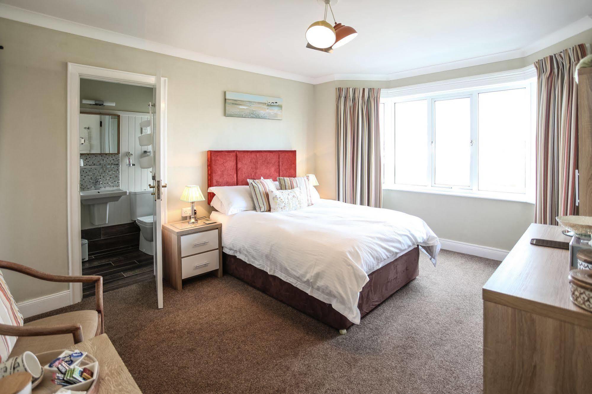 Anvershiel House Portrush Buitenkant foto